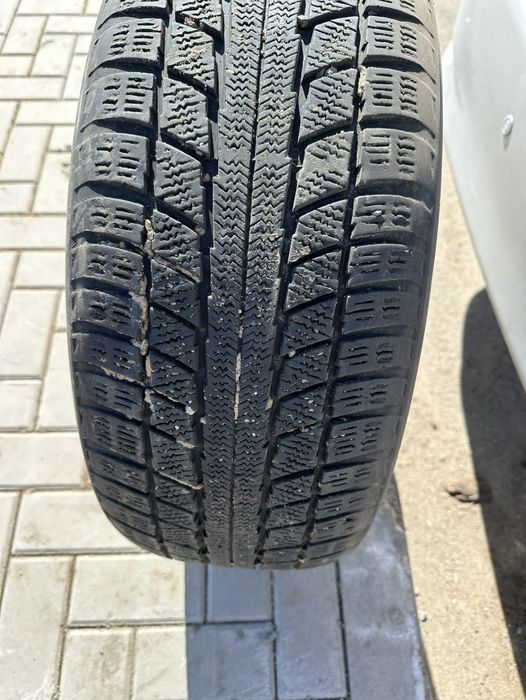 Шины для машины Триангел