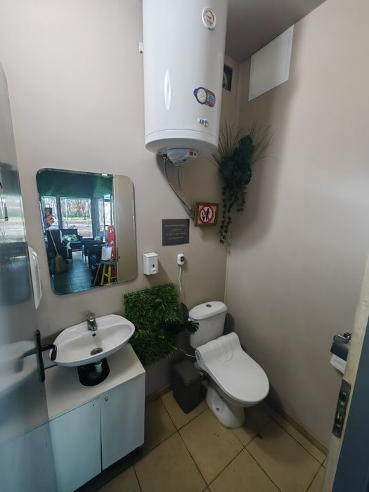 Продава се Заведение в Варна, Колхозен пазар - 200 кв.м за 26 €/кв.м - Снимка #8