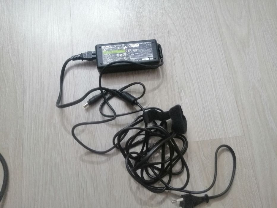 Зарядное устройство для sony