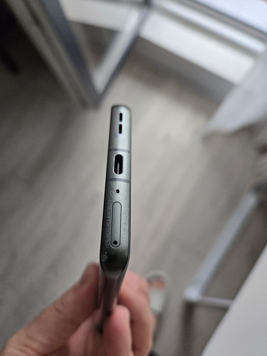 Motorola edge 50 ultra fisurat, schimb cu Galaxy watch ultra