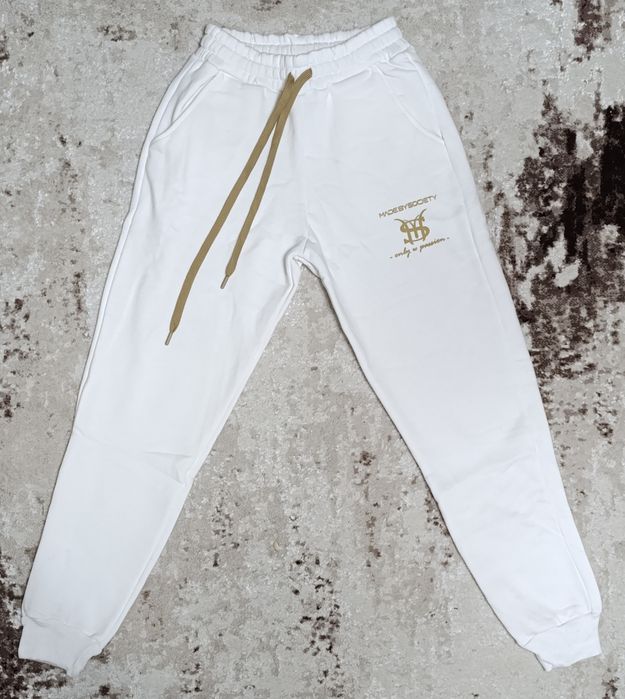 Vând pantaloni noi de bărbați Made by Society