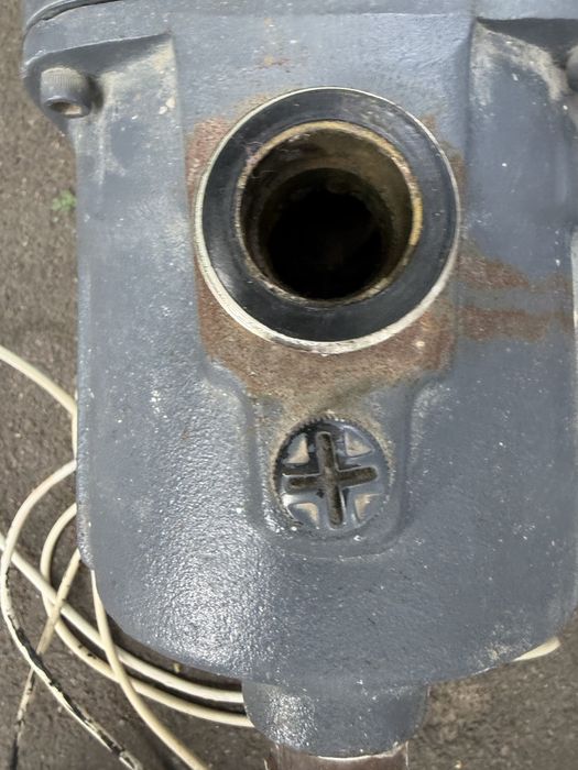 Продам насос Grundfors