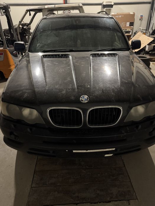 Dezmembrez x5 e53 non facelift