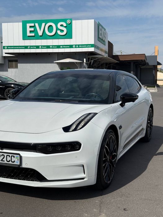 Zeekr 001 2023 — 3