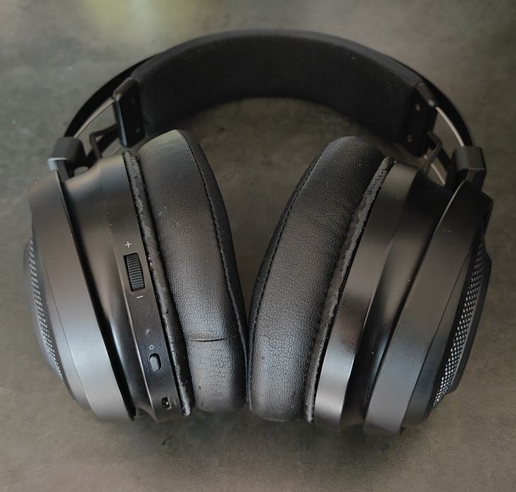 Razer Nari Essential