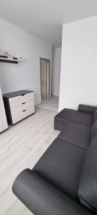 Inchiriez garsoniera