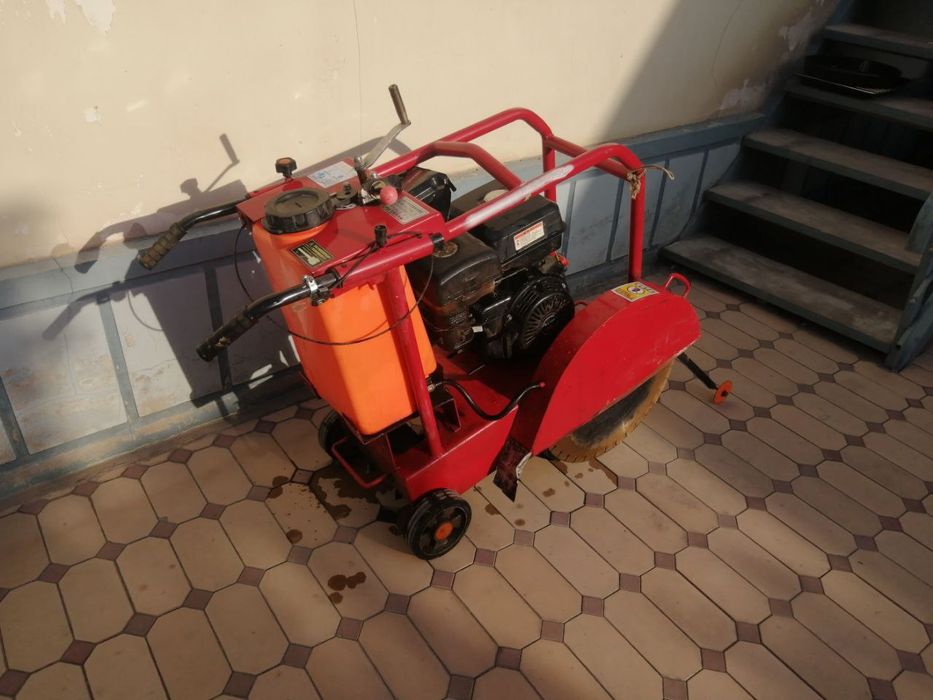 Резко Стено резко  сташки маналит асфальт  траншеи любой  сложности