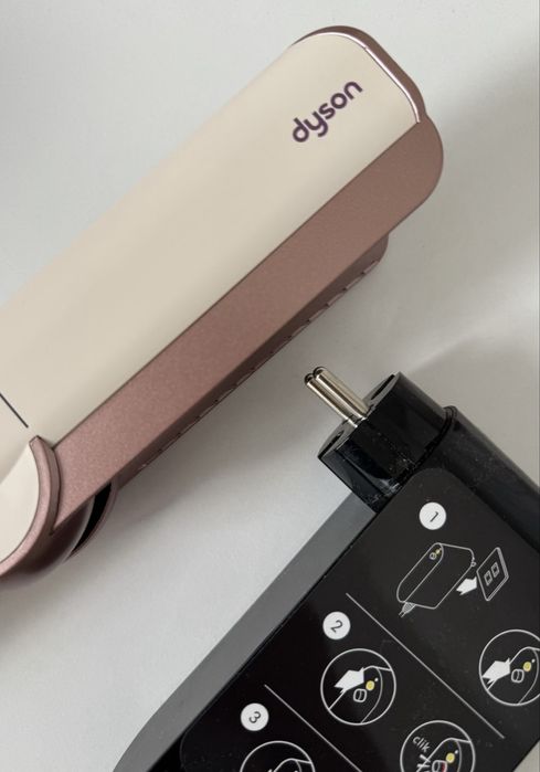 Dyson airstraight преса сешоар