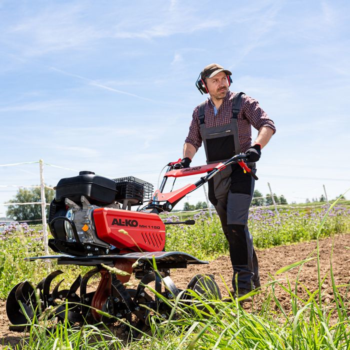 Вспашка огородов, дач, участок