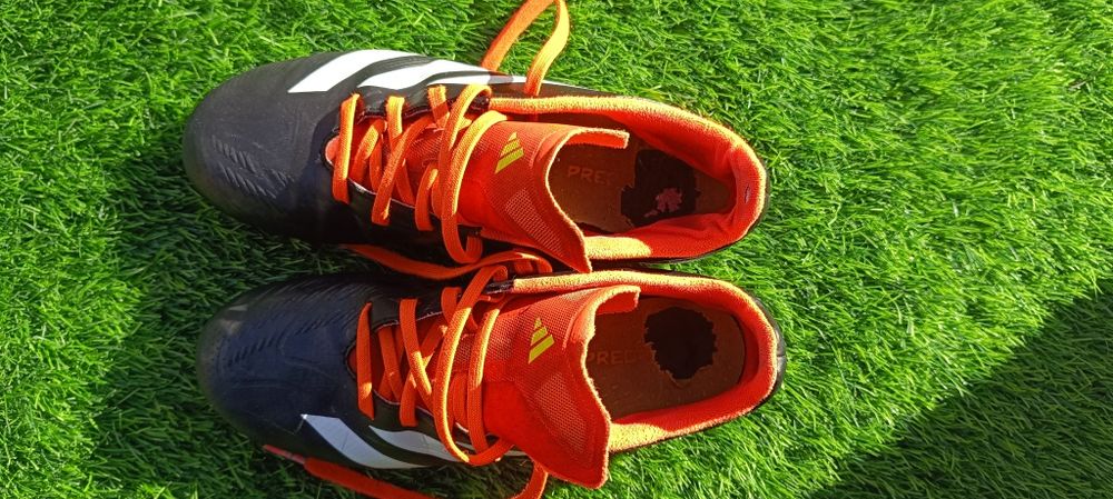 Детски футболни обувки  Adidas Predator