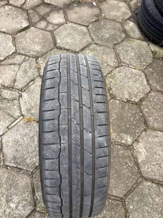 Автомобилни гуми 205/55 R19