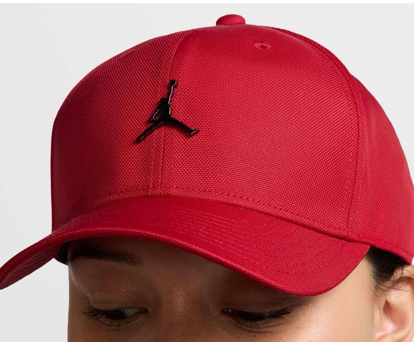 Шапка с периферия Jordan