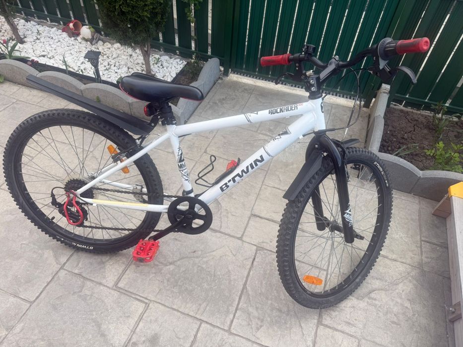 Vând bicicletă B'Twin Rockrider 300, 24 inch