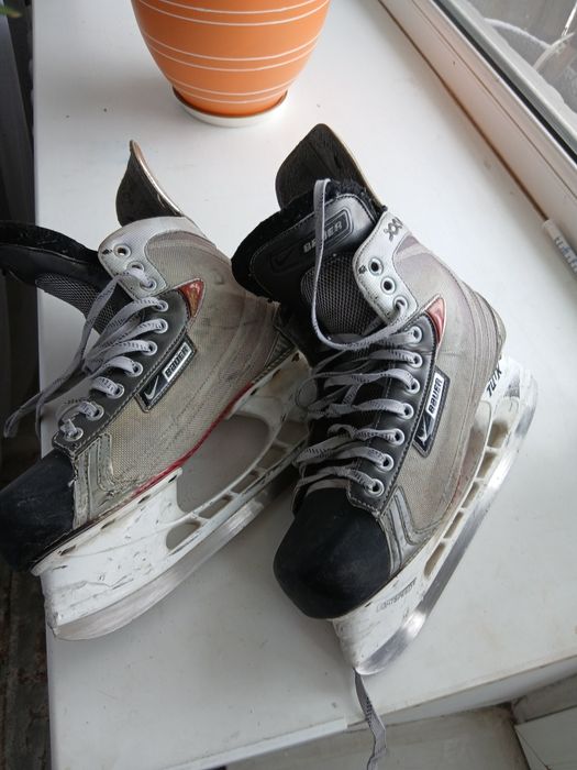 Продам коньки профессиональные