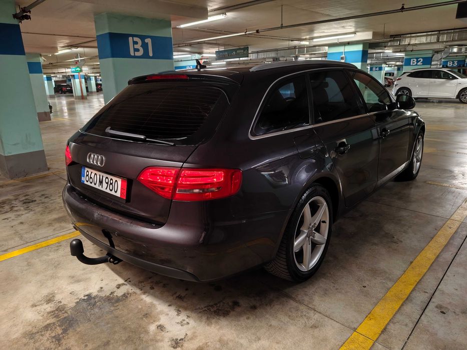 Audi A4 2. 0 TDI S line