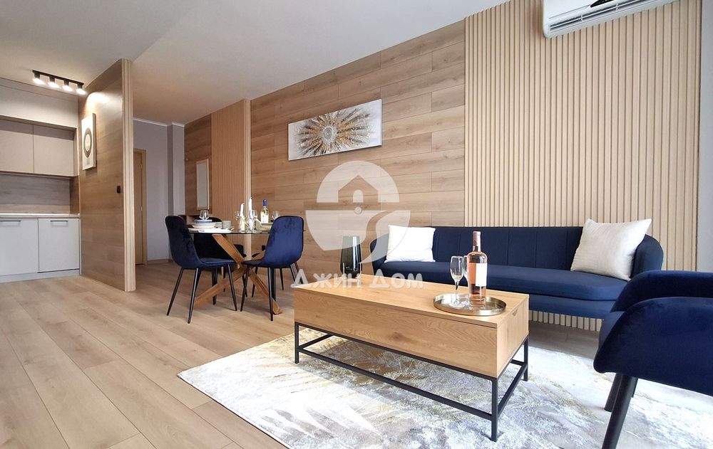 Продава се Тристаен апартамент в к.к. Слънчев бряг - 122 кв.м за 1387 €/кв.м - Снимка #2