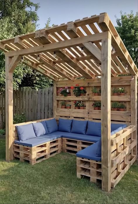 Садовый лаундж зона(паллет диван+каркас)