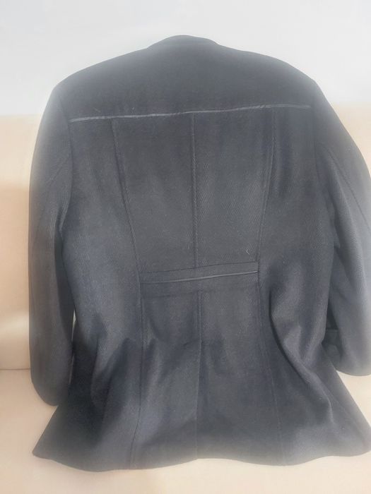 Palton bărbătesc clasic elegant din lana și inserții de piele