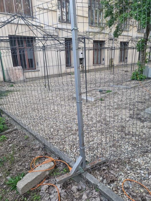 Panou gard bordurat zincat 2000×2000 ocazie