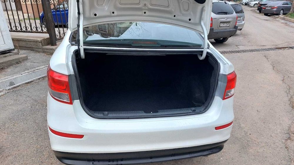 Продам авто KIA RIO