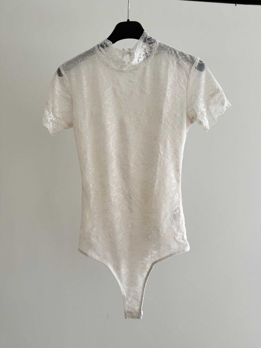 Дамски топ, дантела