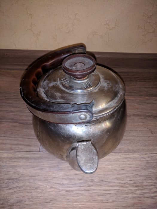 Чайник 1,7 литра бу, станция метро Москва