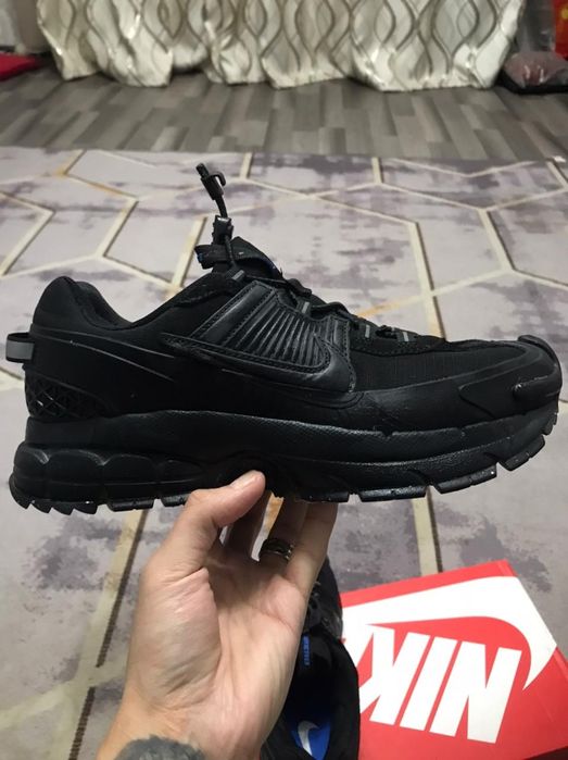 Продам Nike 41 размер