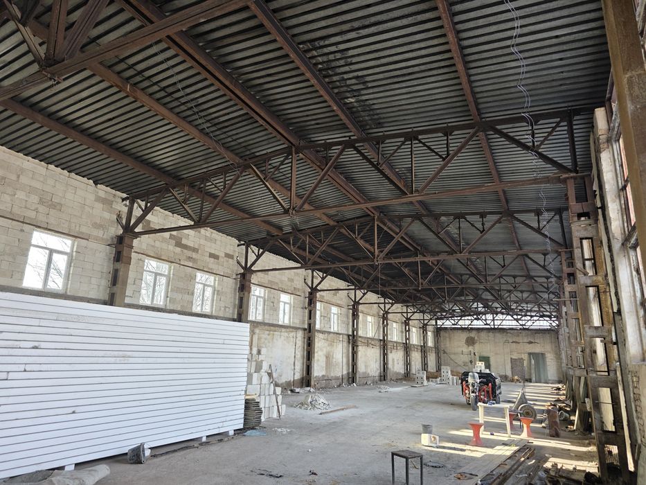 Arenda ishlab chiqarish va sklad uchun Piskent 1000 kv.m.