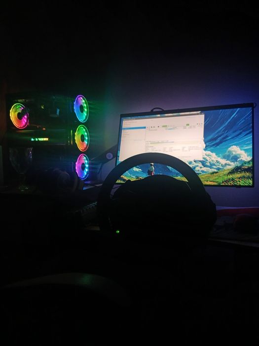 Продам игровой руль swen900
