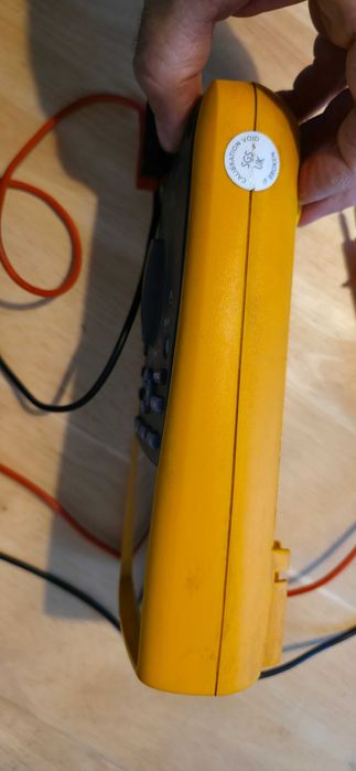 Fluke 287 multimeter