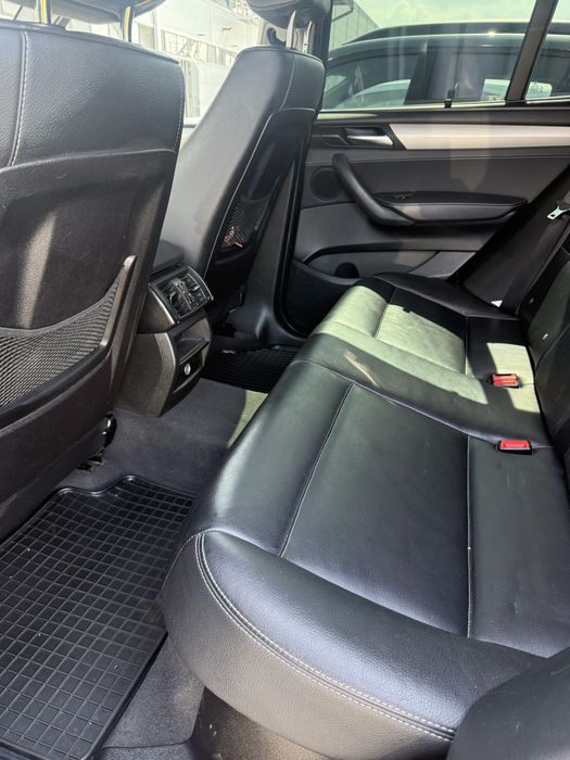 Vand bmw x3 f25 2.0 diesel xdrive an 2011 (la final), cutie manuala