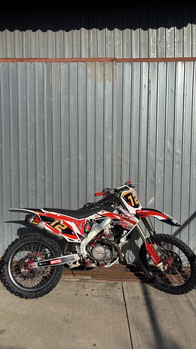 Honda crf 450r..