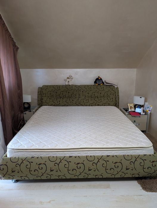 De vanzare pat & saltea ortopedica 180x200  & 2 noptiere