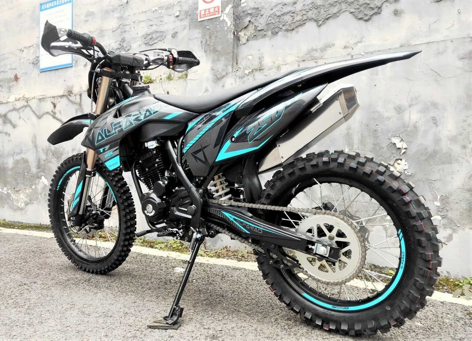 Moto Cross BEMI Dirtbike ALFARAD T7 250cc 21/18"