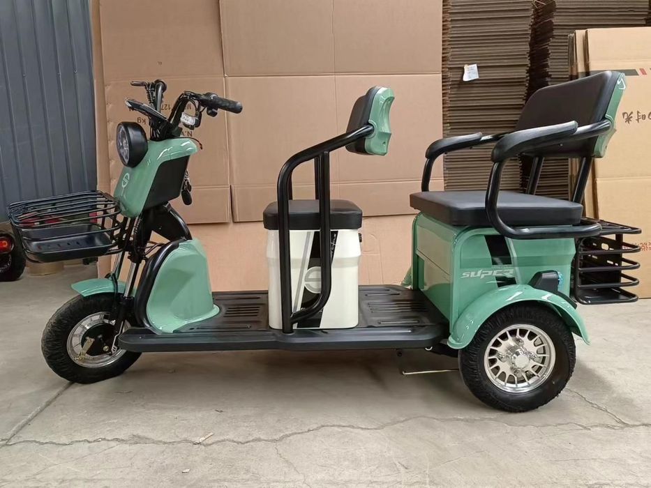 Трицикл закрытый оптом и в розницу