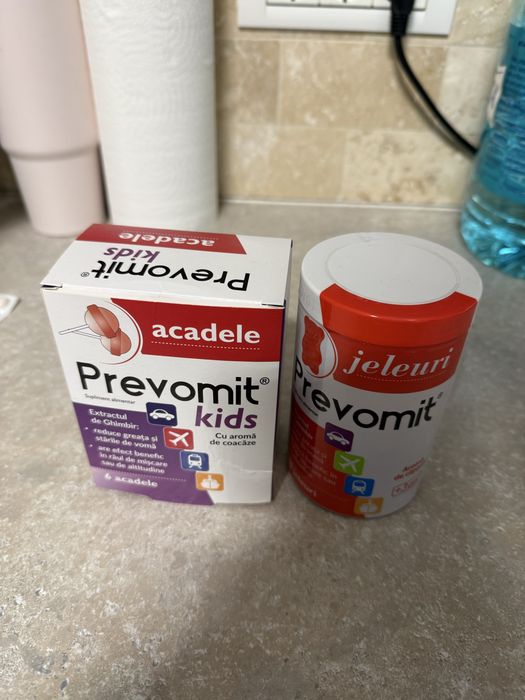Prevomit kids jeleuri + acadele