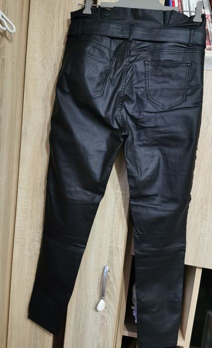 Vand pantalon piele
