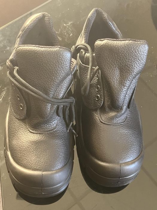 Нови мъжки обувки, румънски. Номер - 41