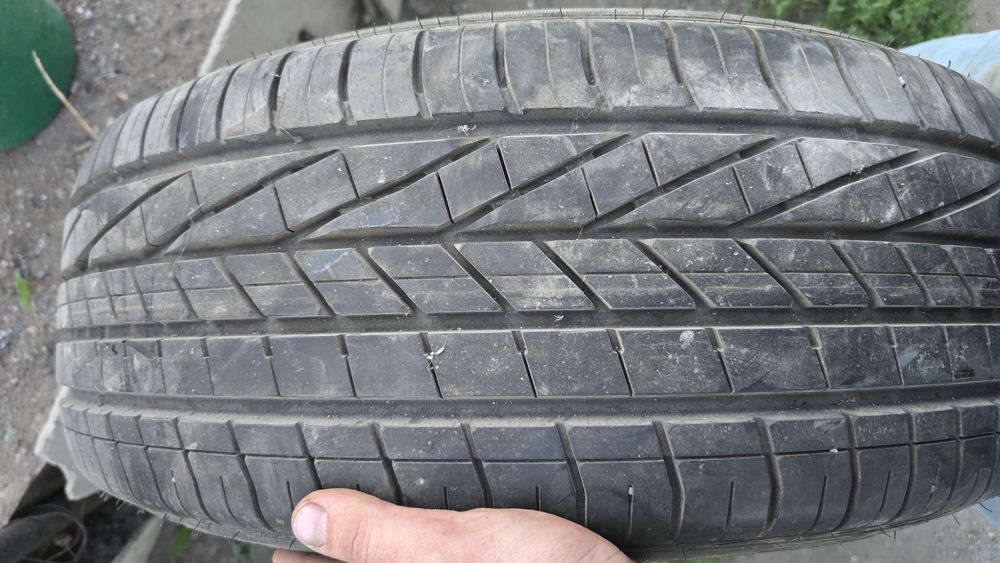 Резина, покрышка, шина Goodyear