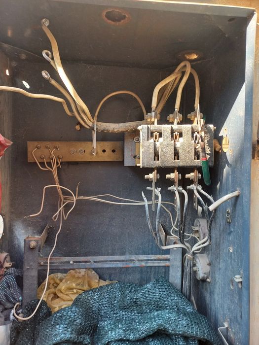 Shit sotiladi arzon narxda.