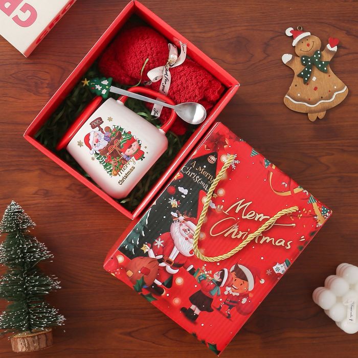 Подарочный новогодний бокс Merry Christmas