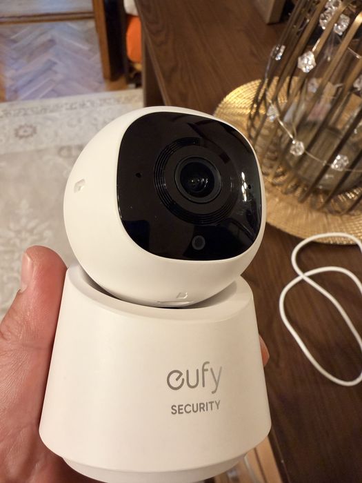 Eufy E330 si C210