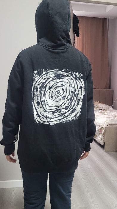 Кофта чёрная XS оверсайз