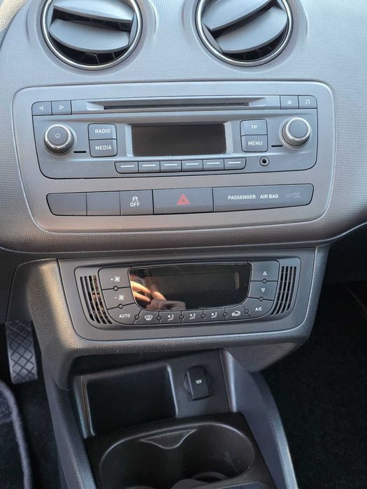 Seat Ibiza 2013 1.2 benzina 136K KM, carte service Chili