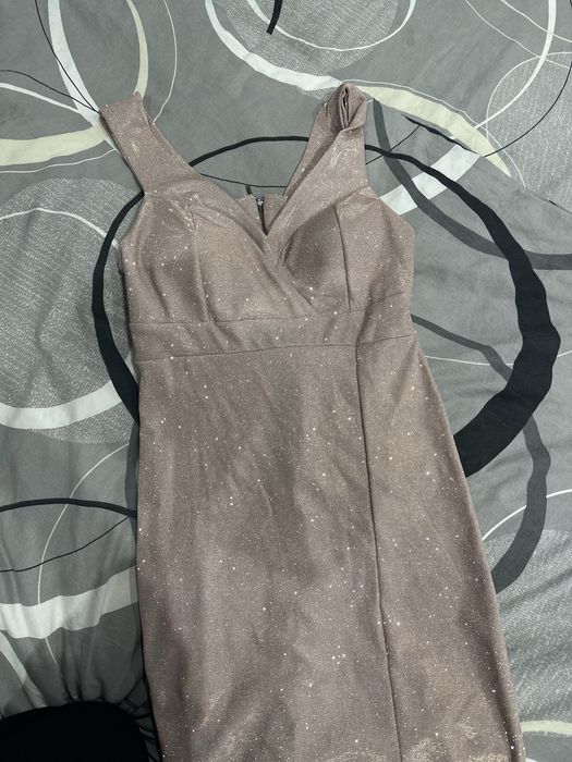 Дамска официална рокля