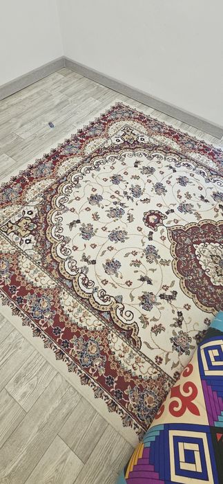 Продаётся ковры 2 на 3