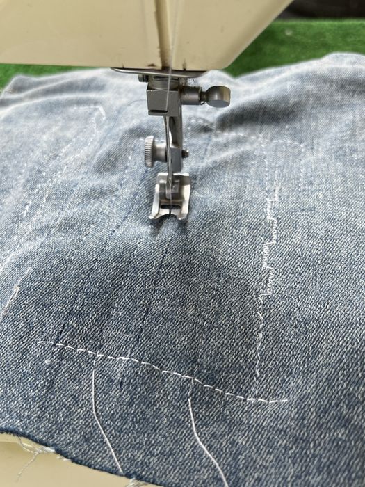 Masina de cusut Singer