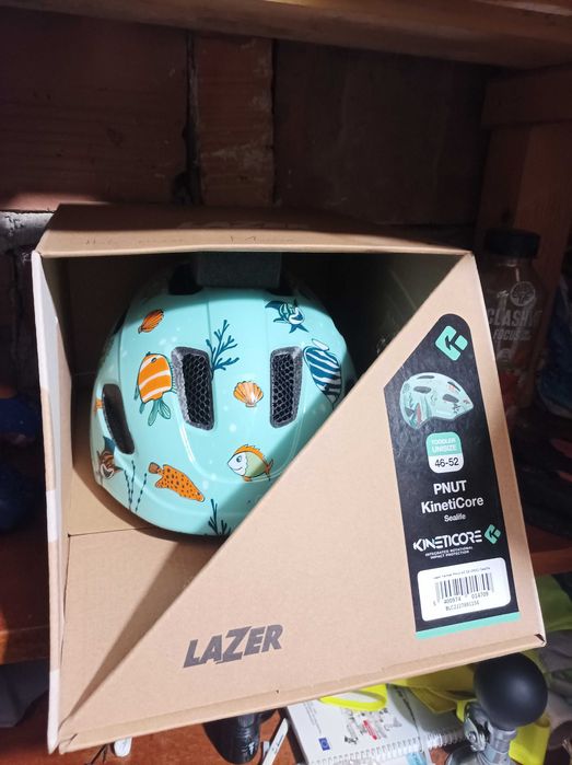 Детска каска LAZER PNUT KinetiCore
