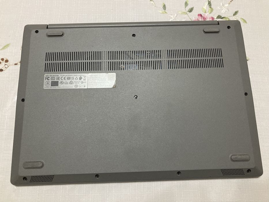 LENOVO IdeaPad 3 intel celeron N4120