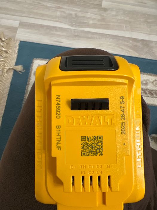 Dewalt DCD999 оригинал